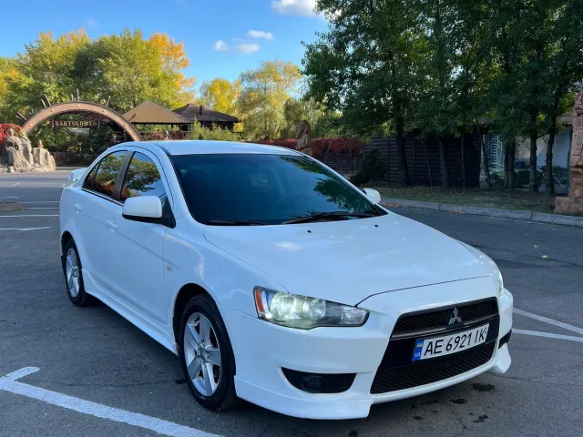Mitsubishi Lancer - фото 2
