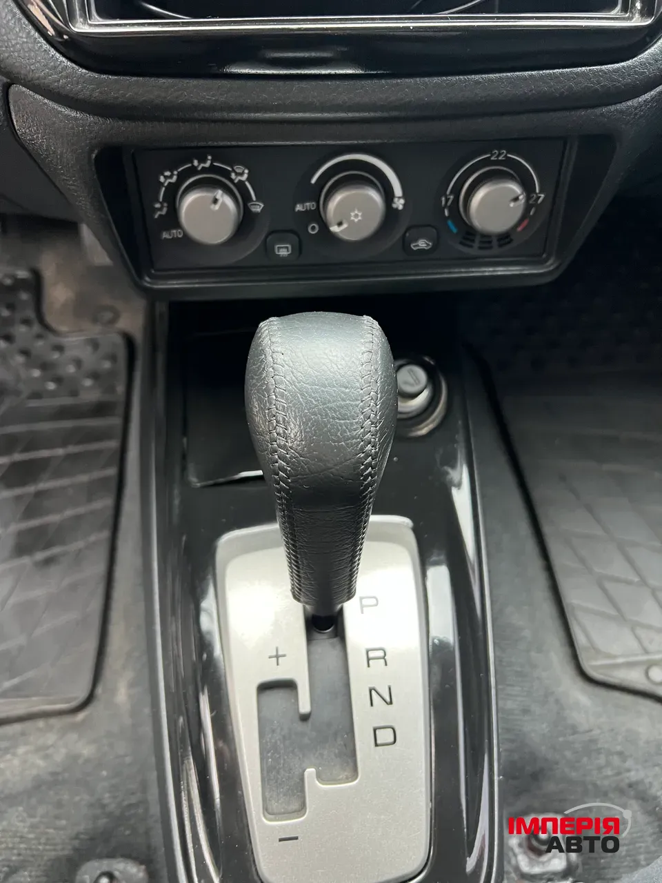 Mitsubishi Lancer - фото 15