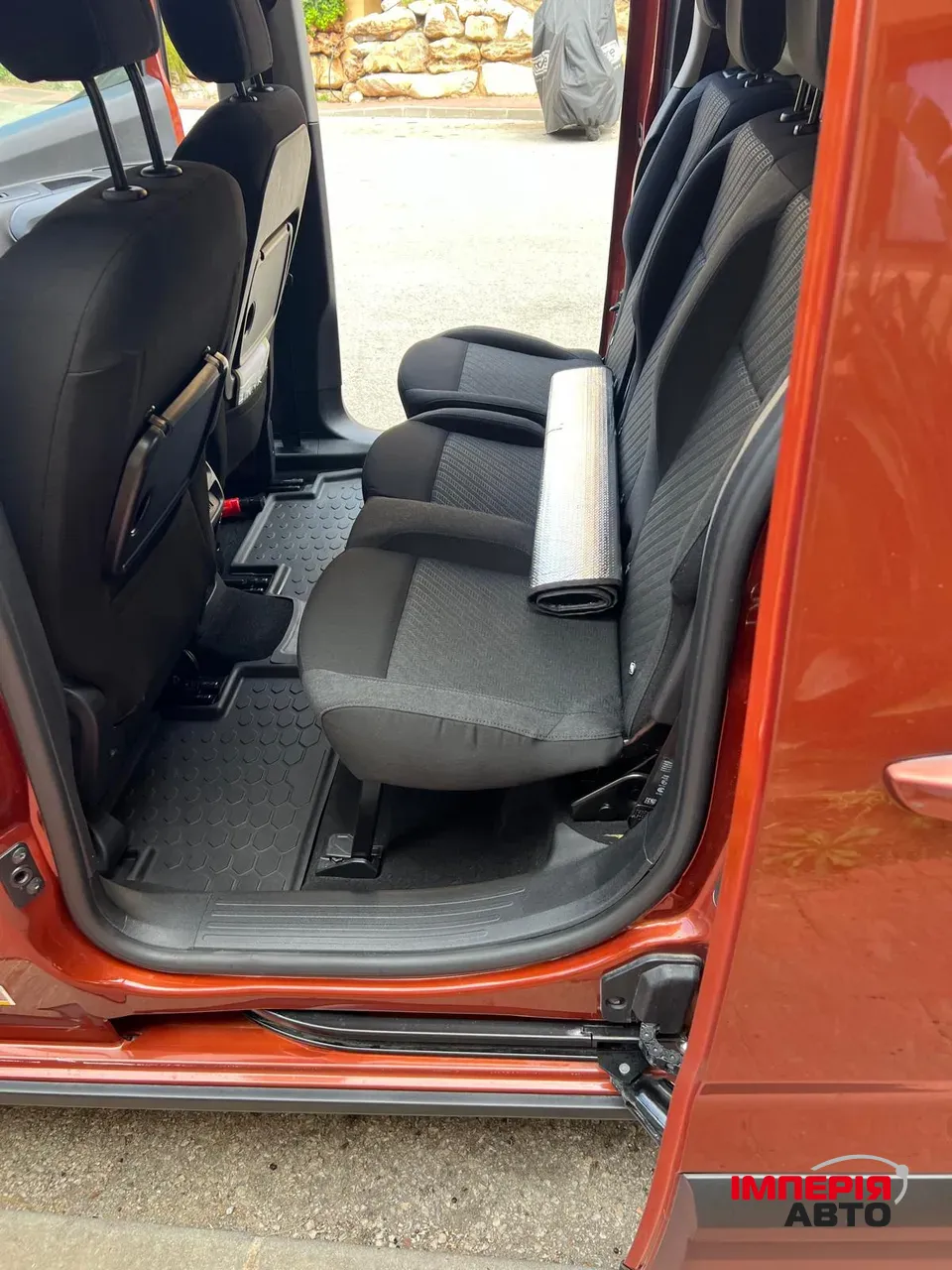 Peugeot Rifter - фото 10