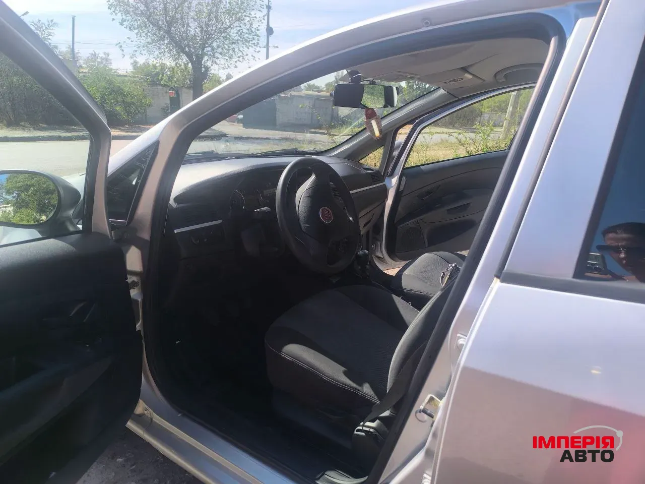 Fiat Linea - фото 4