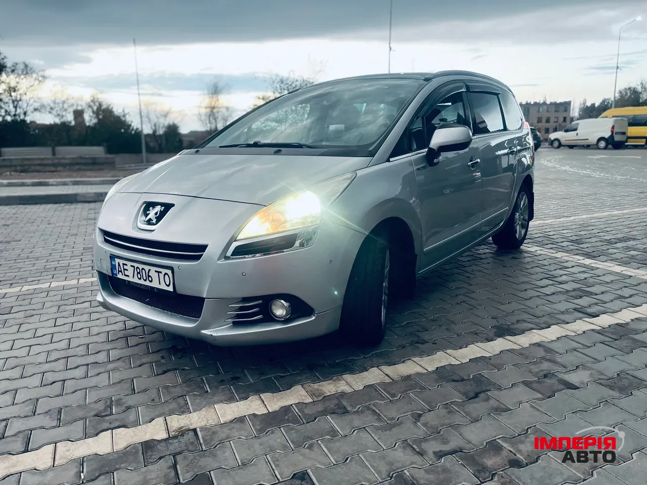 Peugeot 5008 - фото 4