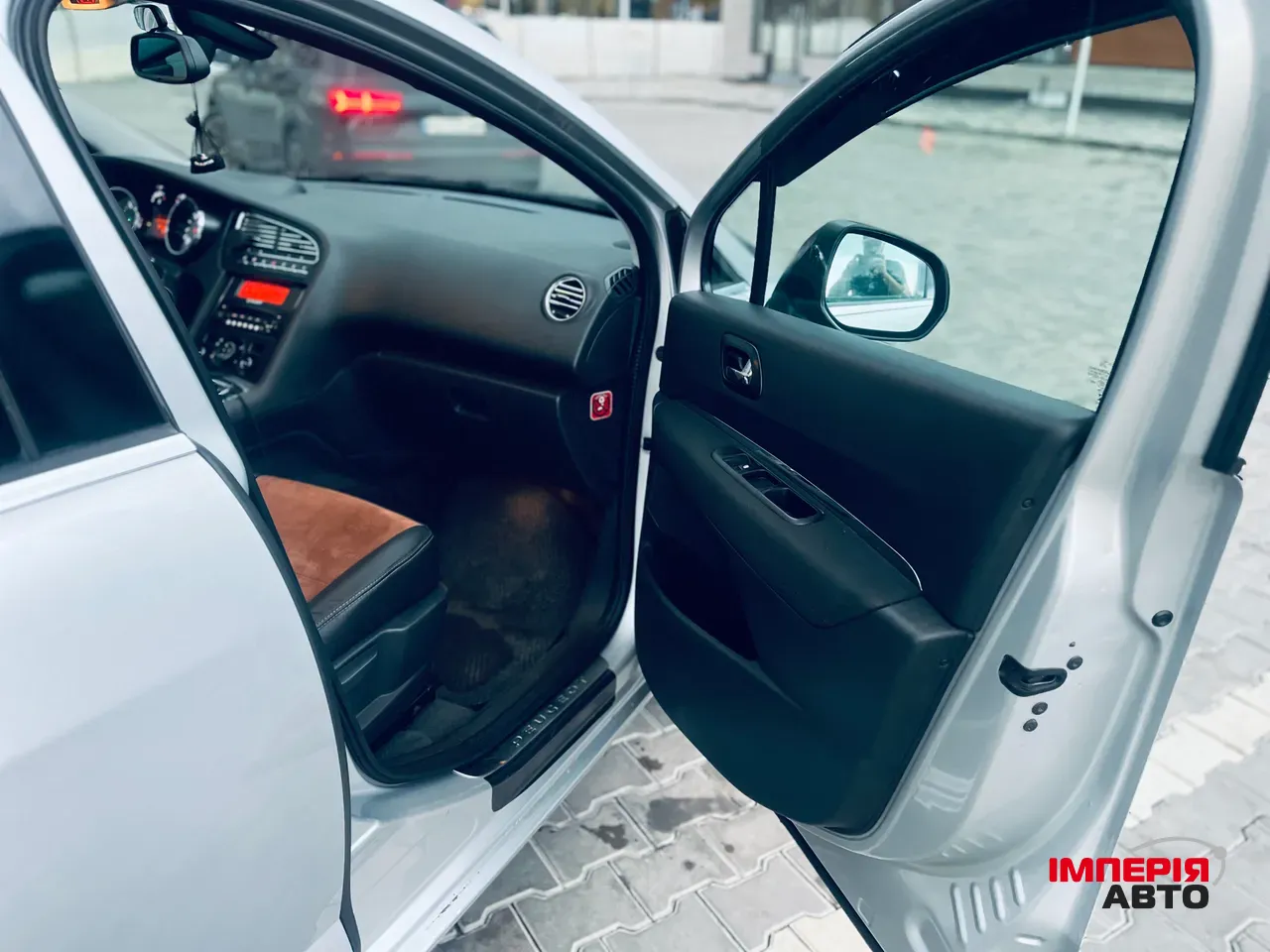 Peugeot 5008 - фото 8