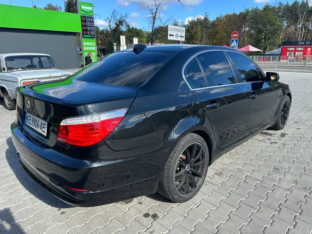 BMW 5 серії - фото 5