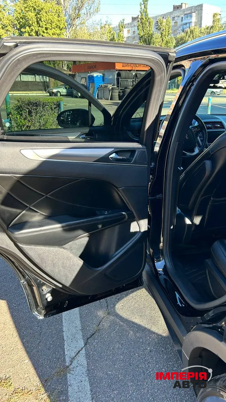 Lincoln MKC - фото 24