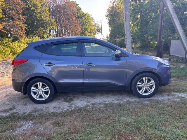 Hyundai ix35 - фото 2