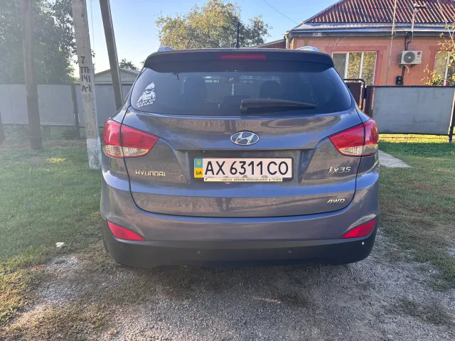 Hyundai ix35 - фото 3