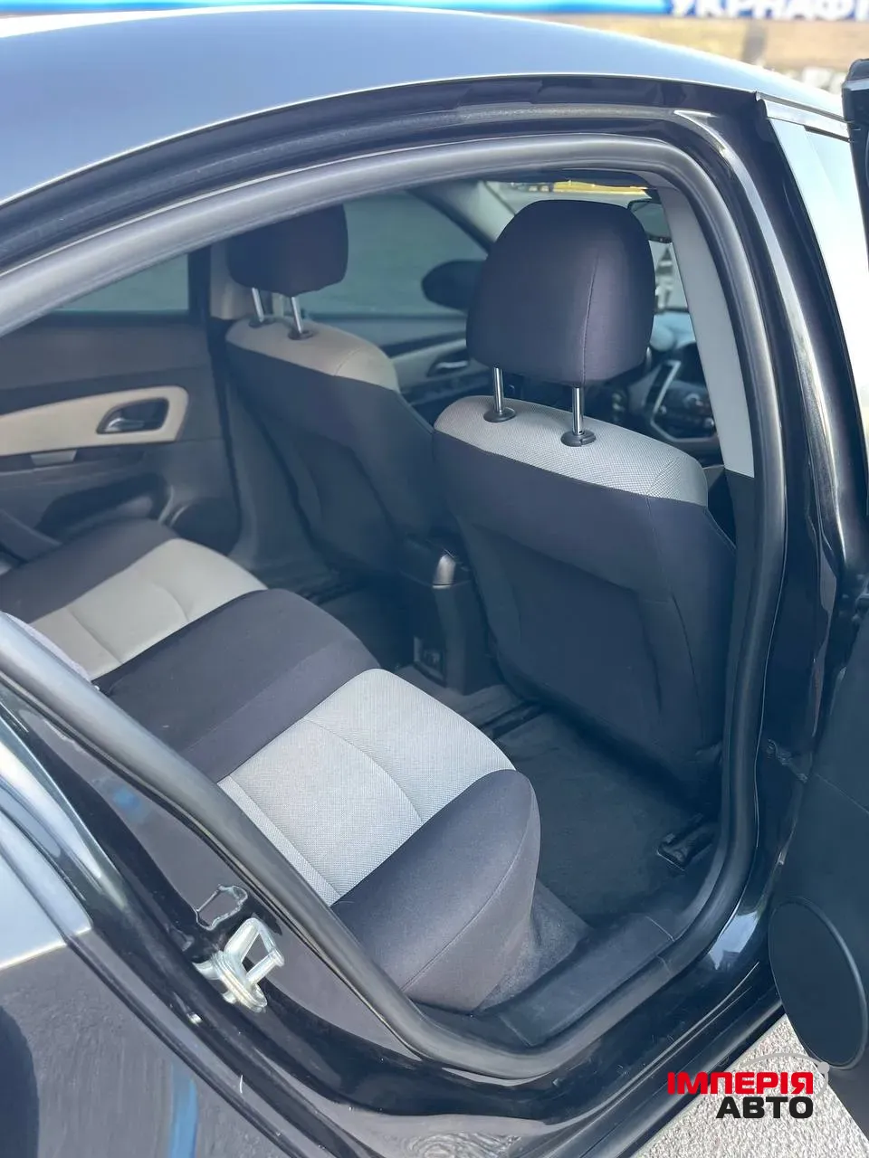 Chevrolet Cruze - фото 12