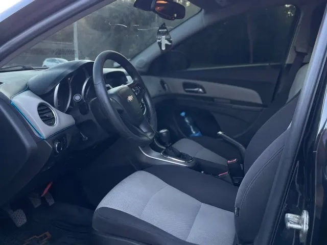 Chevrolet Cruze - фото 3