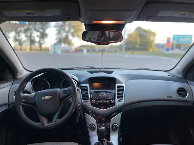 Chevrolet Cruze - фото 5