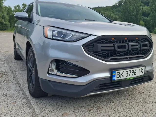 Ford Edge - фото 1