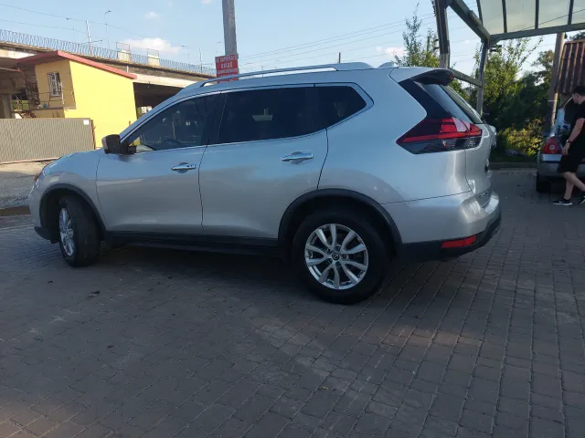 Nissan Rogue - фото 4