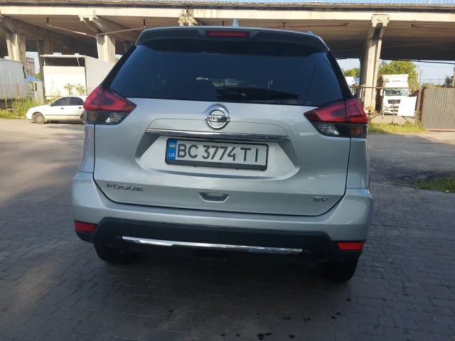 Nissan Rogue - фото 2