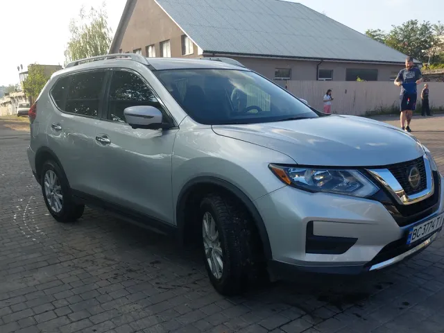 Nissan Rogue - фото 3