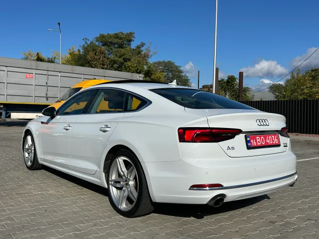 Audi A5 - фото 5