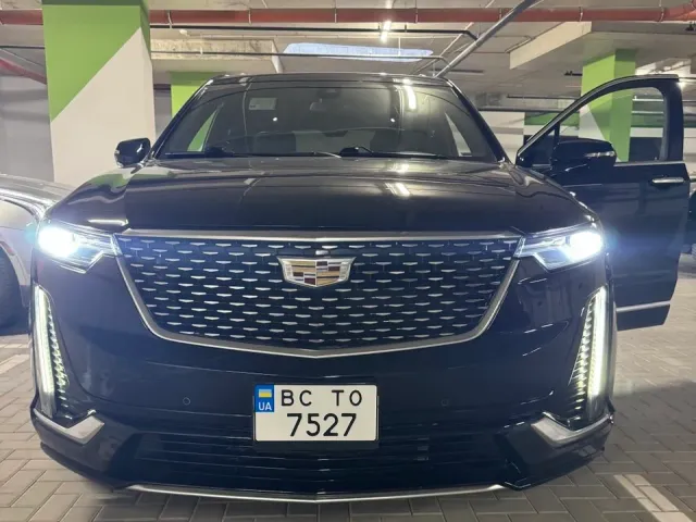 Cadillac XT6 - фото 2