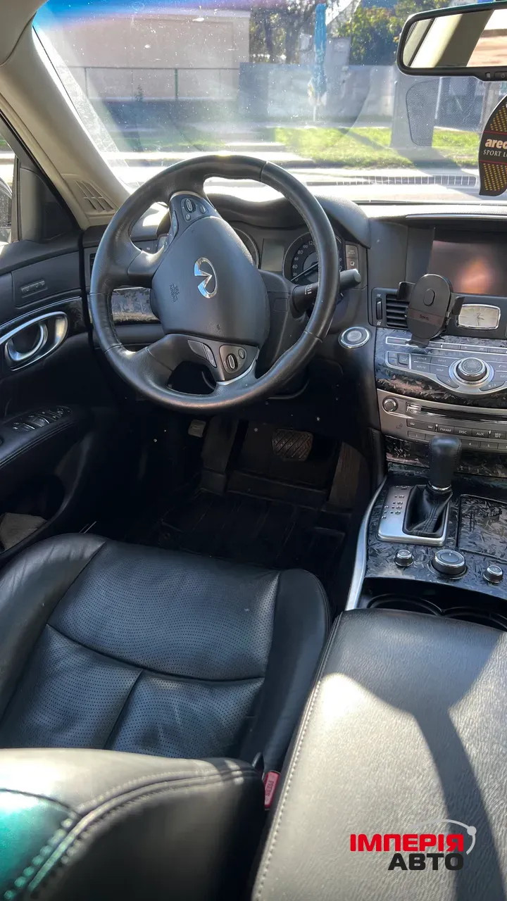 Infiniti Q70 - фото 18