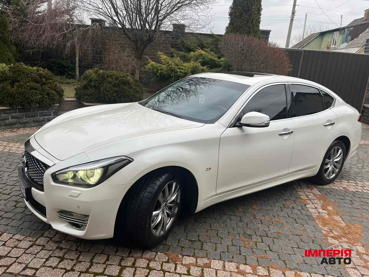 Infiniti Q70 - фото 4