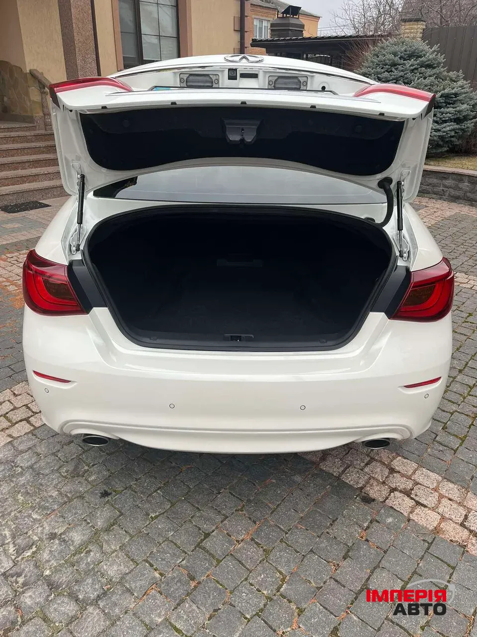 Infiniti Q70 - фото 7