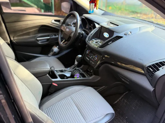 Ford Escape - фото 4