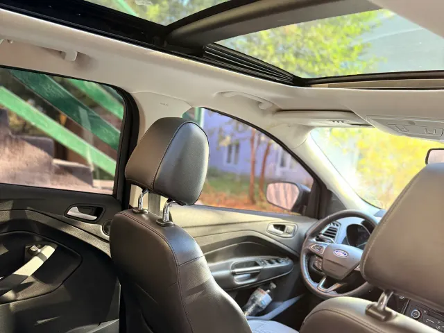 Ford Escape - фото 2