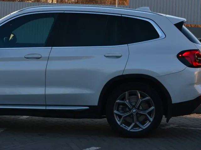 BMW X3 - фото 3