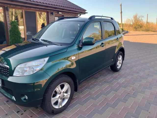 Daihatsu Terios - фото 2