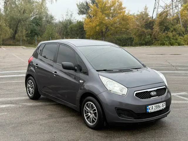 Kia Venga - фото 4
