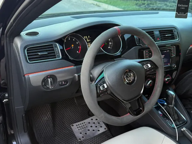Volkswagen Jetta - фото 3