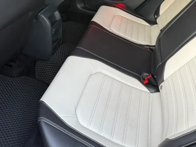 Volkswagen Jetta - фото 2