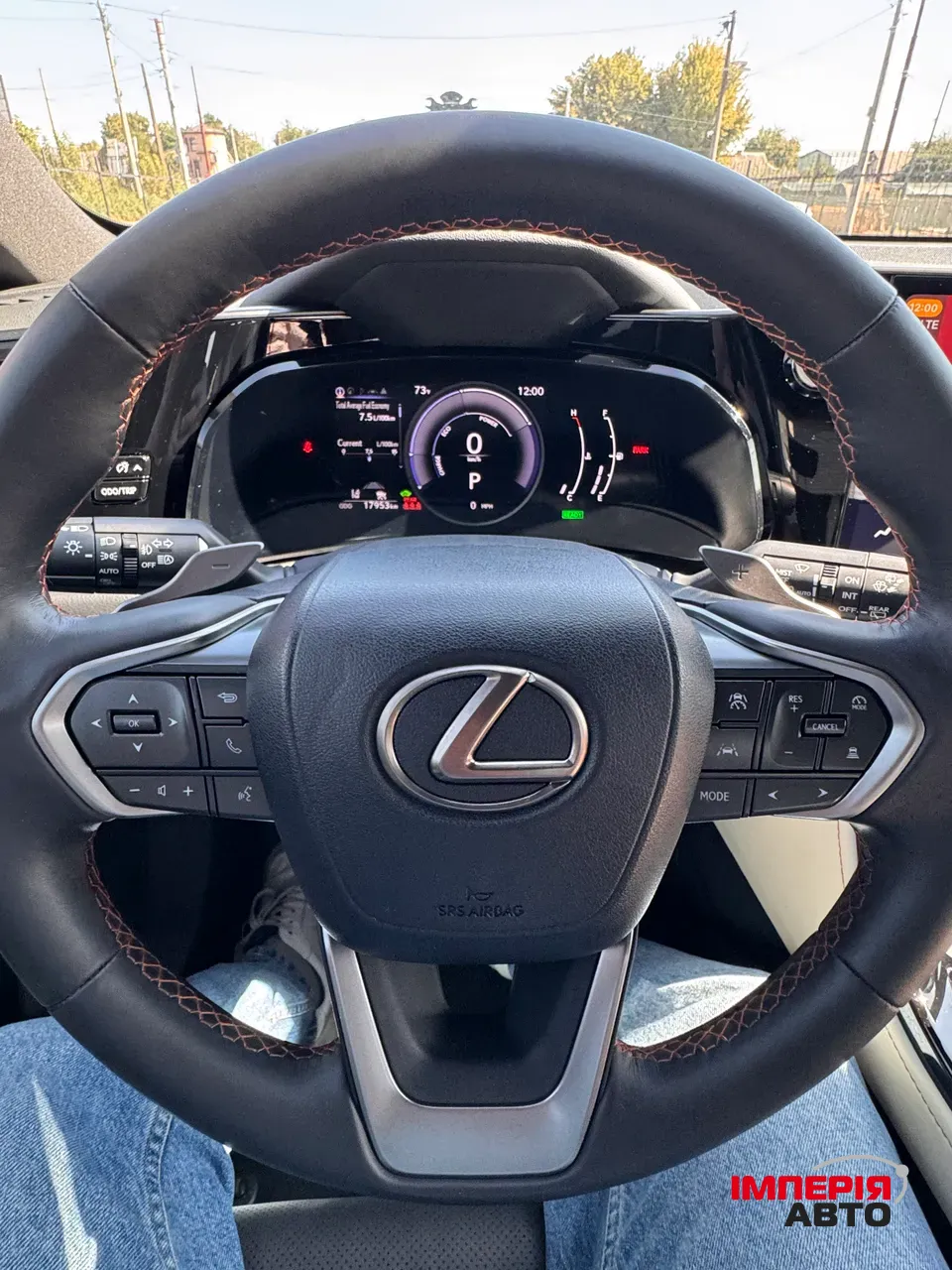 Lexus NX - фото 22