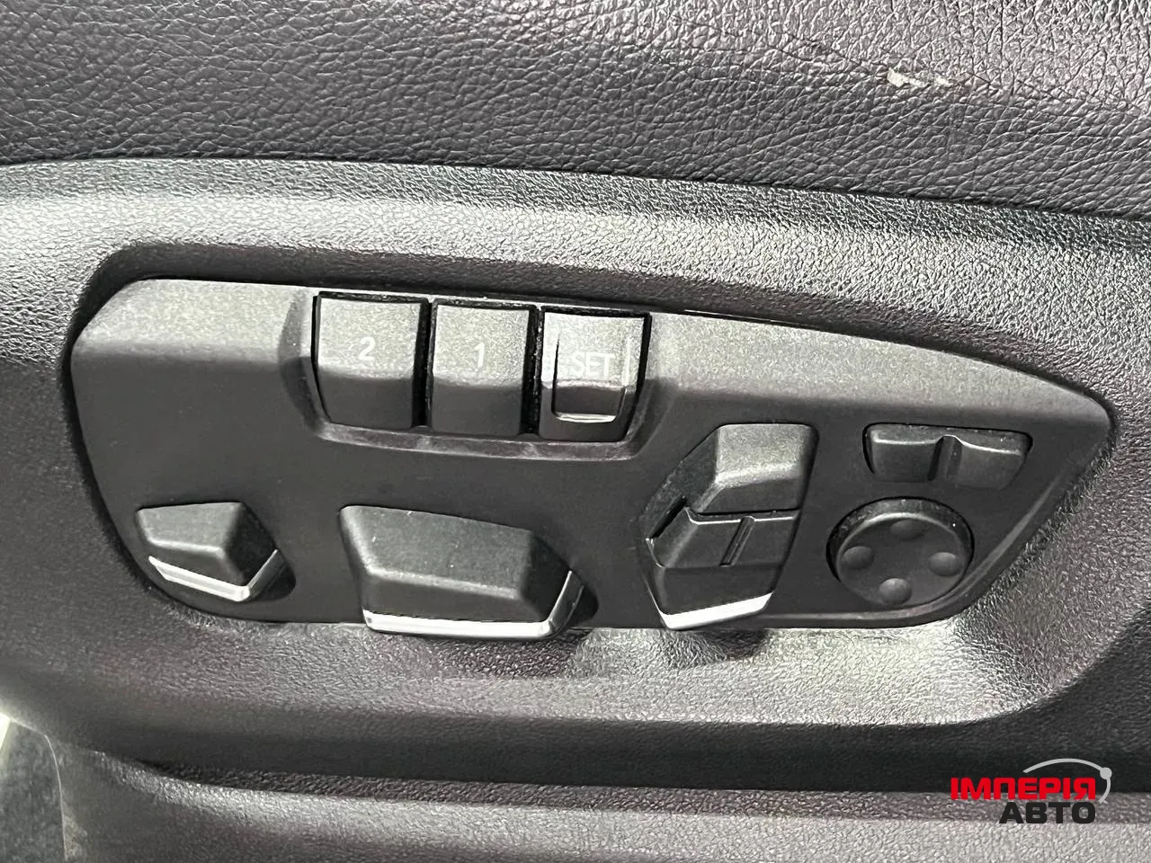 BMW X5 - фото 25