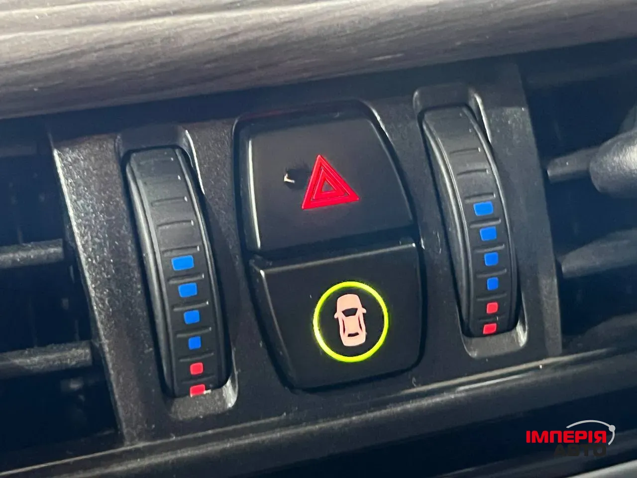 BMW X5 - фото 31