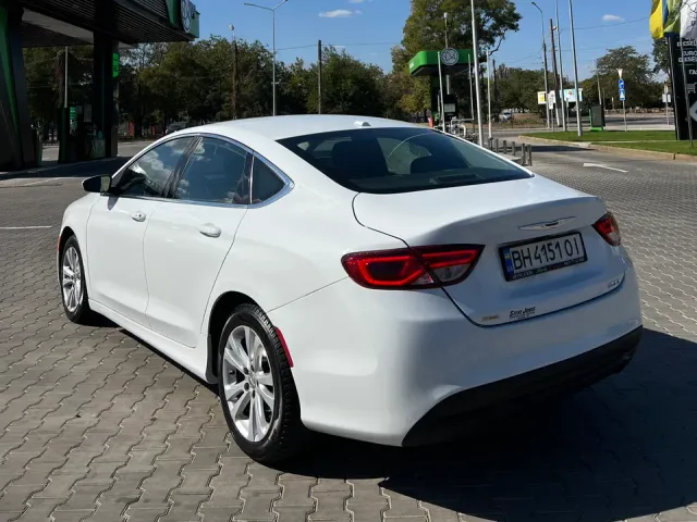 Chrysler 200 - фото 3