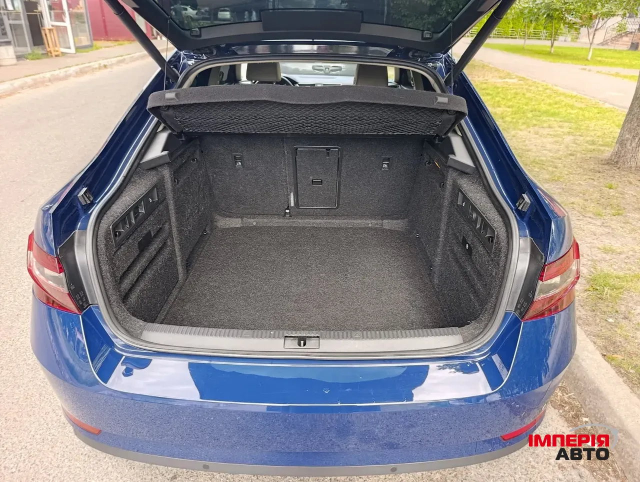 Skoda Superb - фото 12