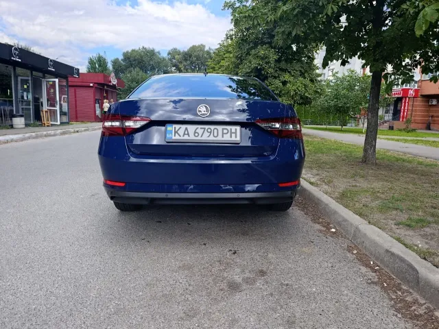 Skoda Superb - фото 3