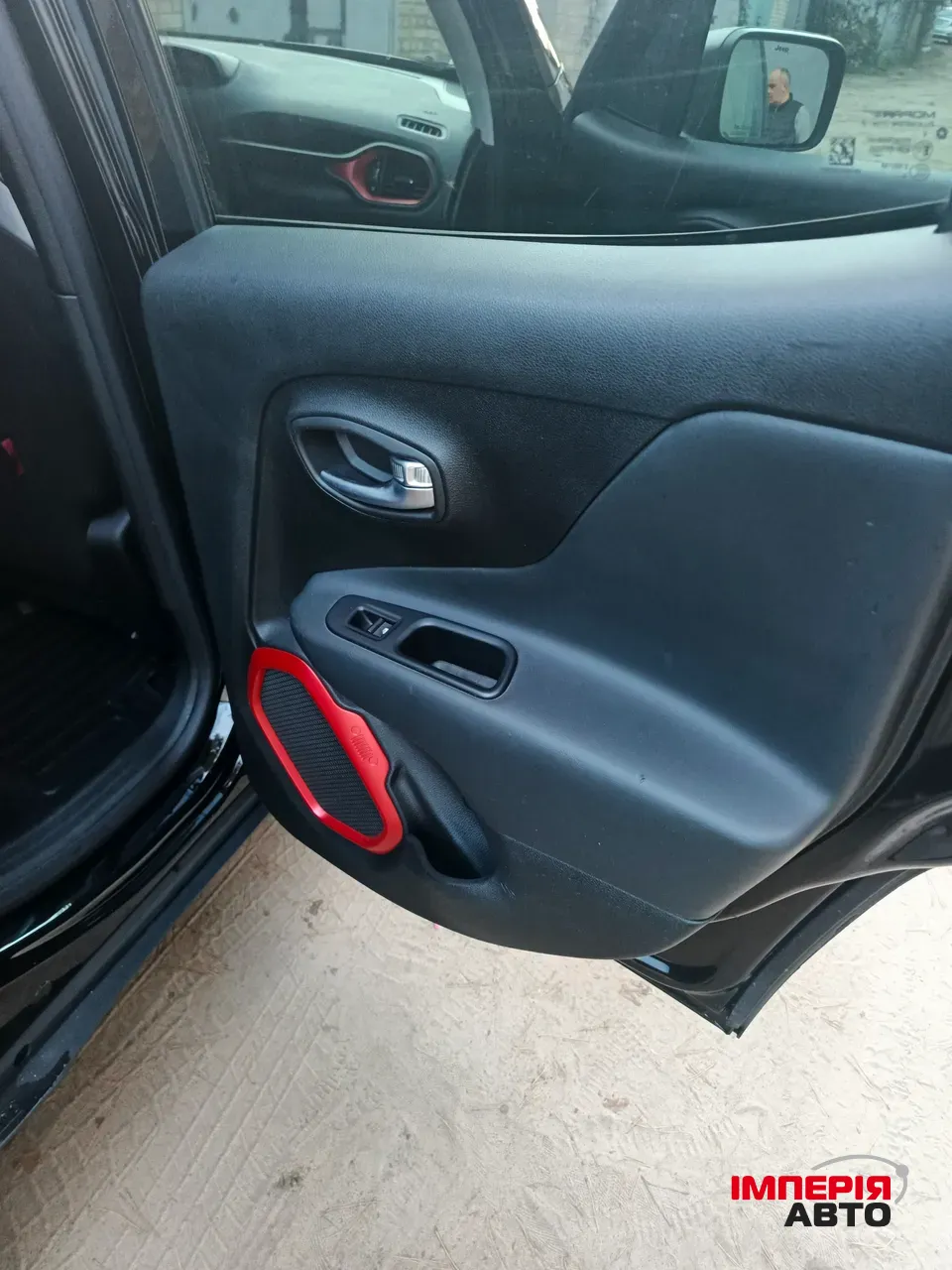 Jeep Renegade - фото 20