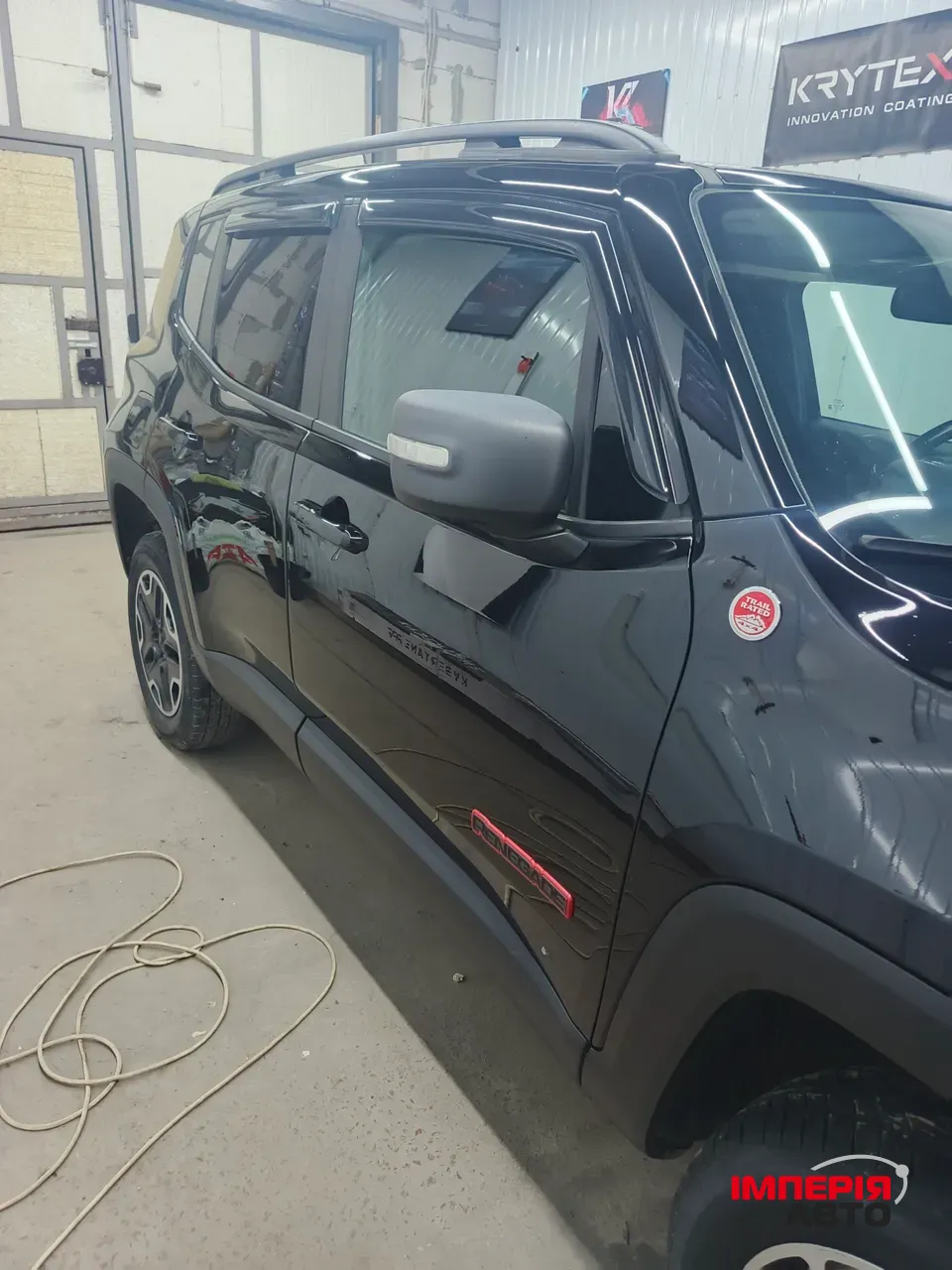 Jeep Renegade - фото 4