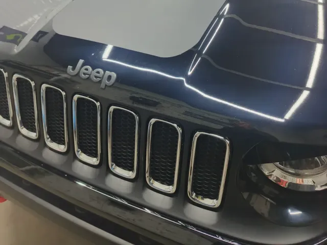 Jeep Renegade - фото 2