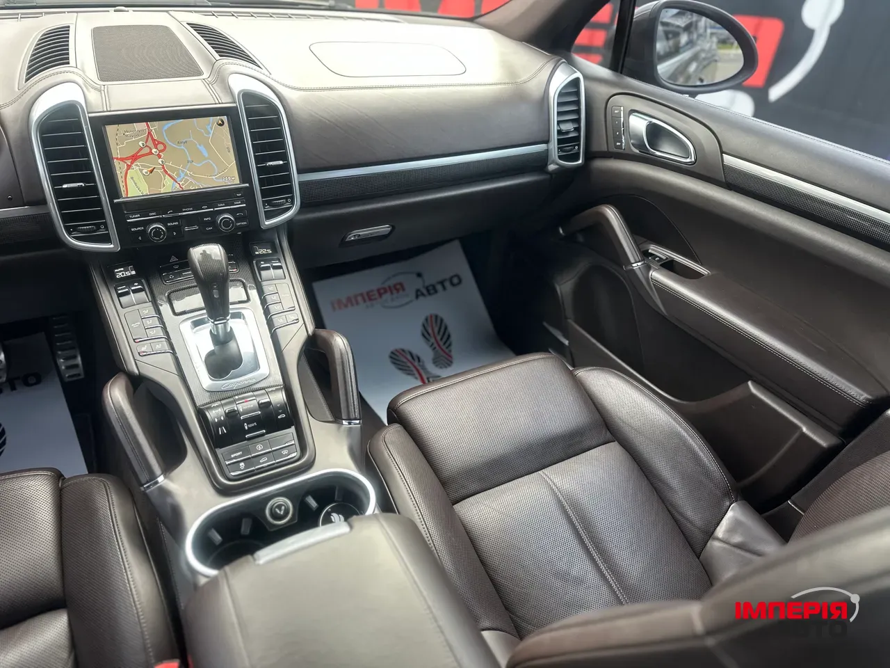 Porsche Cayenne - фото 22