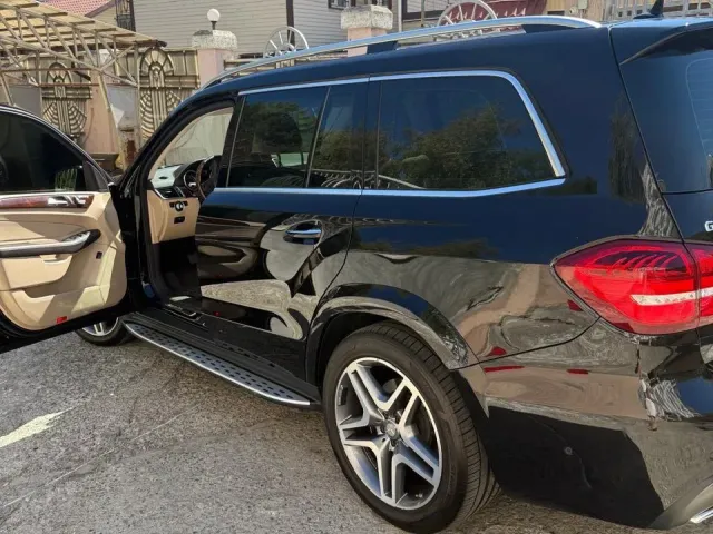 Mercedes-Benz GLS - фото 2