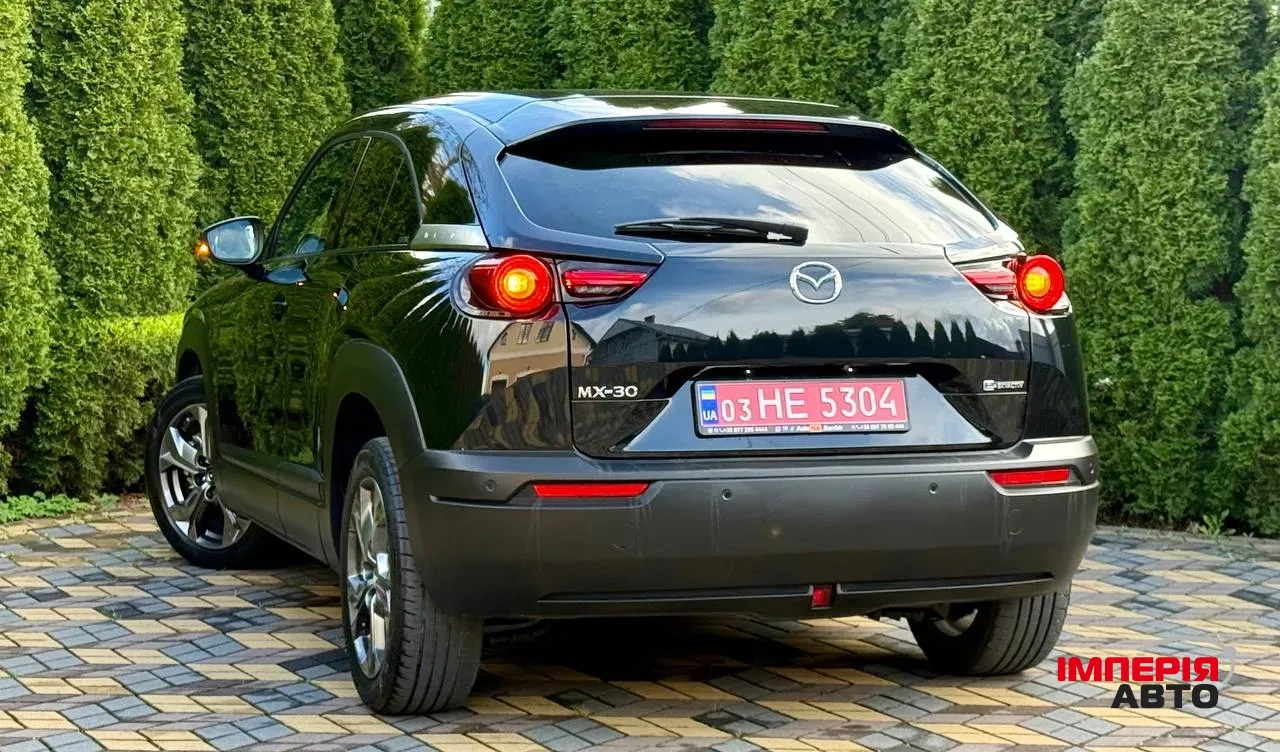 Mazda MX-30 - фото 8