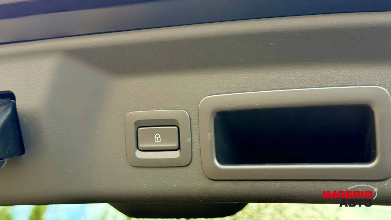 Mazda MX-30 - фото 16