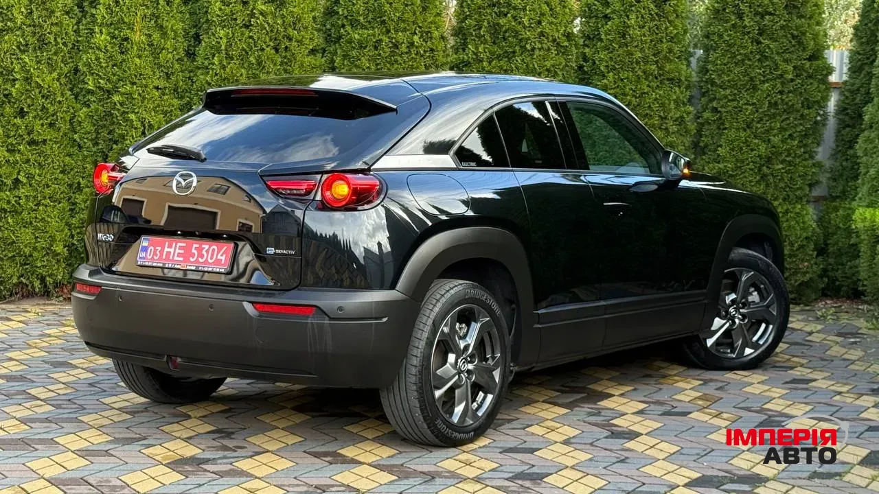 Mazda MX-30 - фото 10