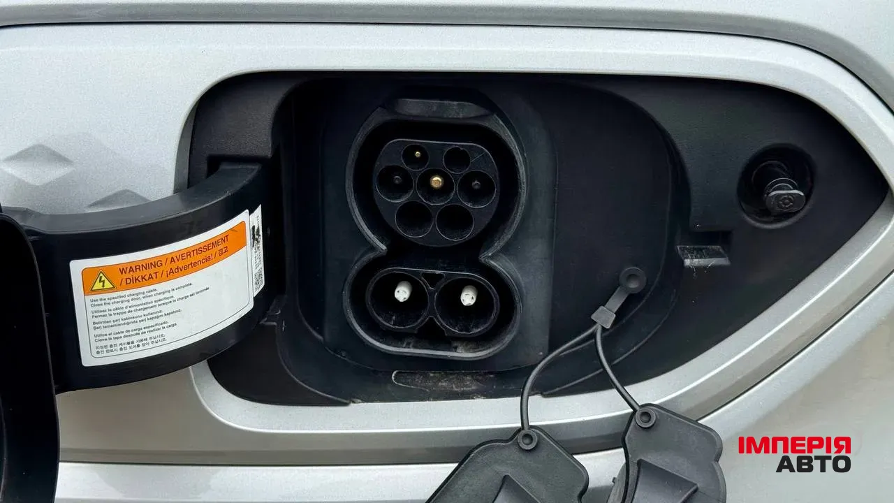 Kia Niro - фото 35