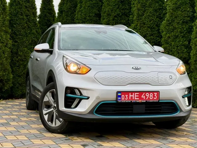 Kia Niro - фото 1