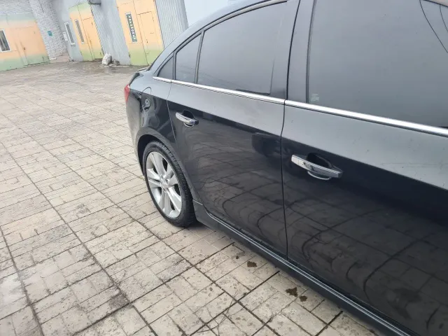 Chevrolet Cruze - фото 5