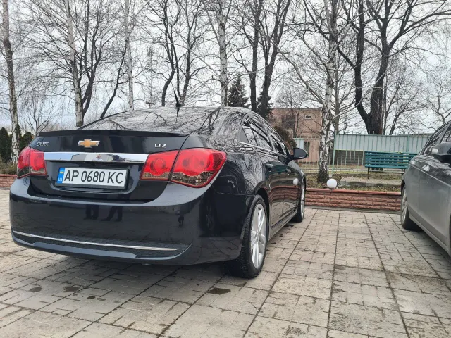 Chevrolet Cruze - фото 3