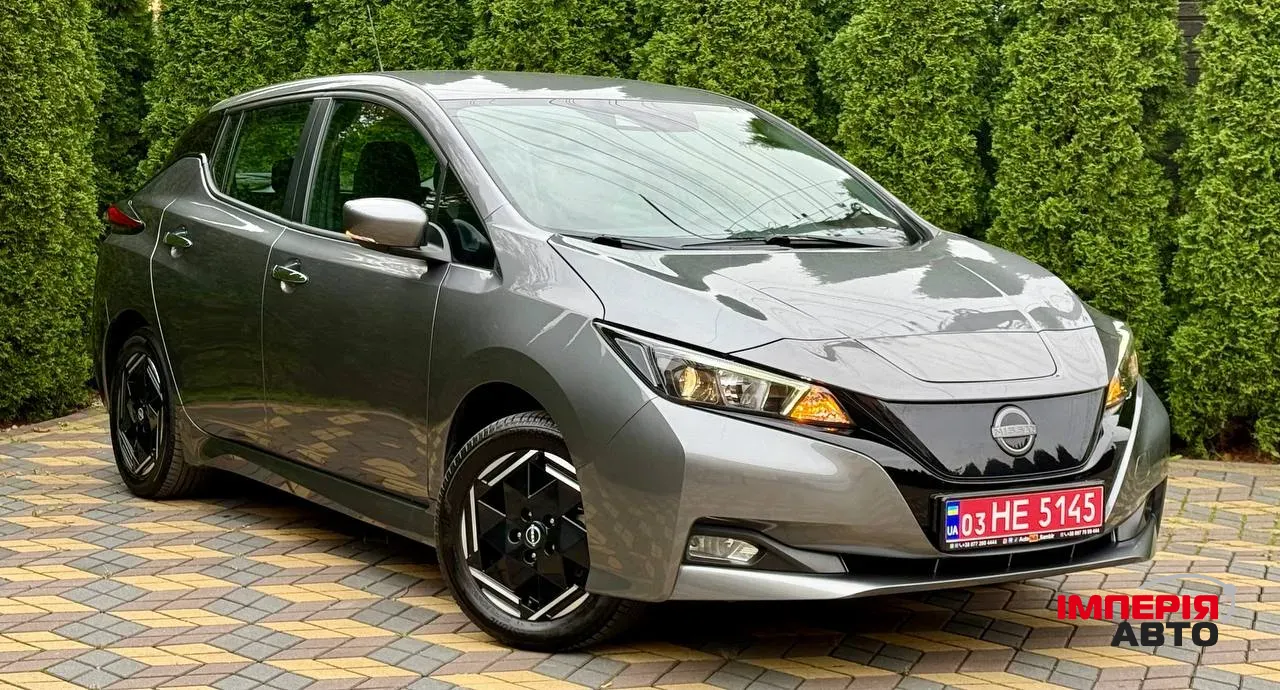 Nissan Leaf - фото 2