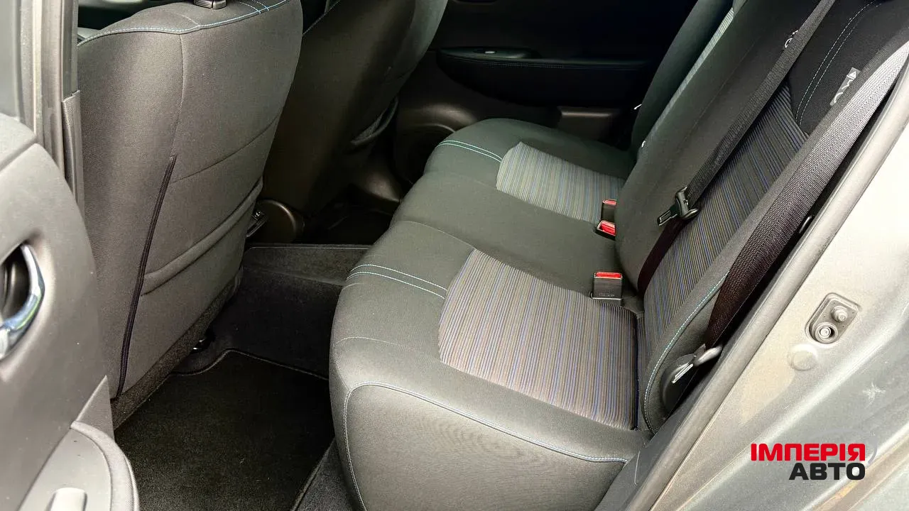 Nissan Leaf - фото 27