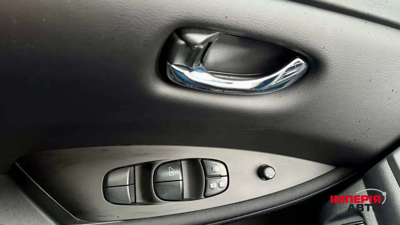 Nissan Leaf - фото 23